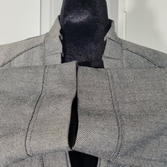 WHBM Grey Herringbone Blazer with Double Button Detail – Size 14 - Picture 8 of 9